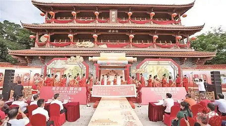 “潮愛出發(fā)·囍相逢”2025年潮州市集體婚禮舉行