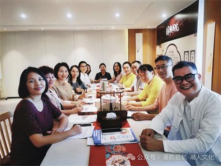 以書香浸潤(rùn)家風(fēng)——潮汕文學(xué)院家庭教育文化委員會(huì)公益讀書會(huì)溫暖啟航