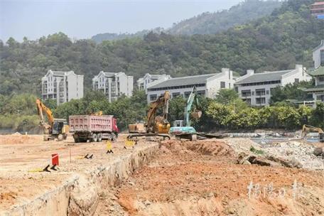 揭陽體育中心加快工程建設進度→
