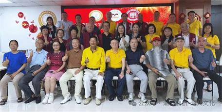 “醫(yī)文聚力·共筑未來”戰(zhàn)略合作簽約儀式暨主題分享會